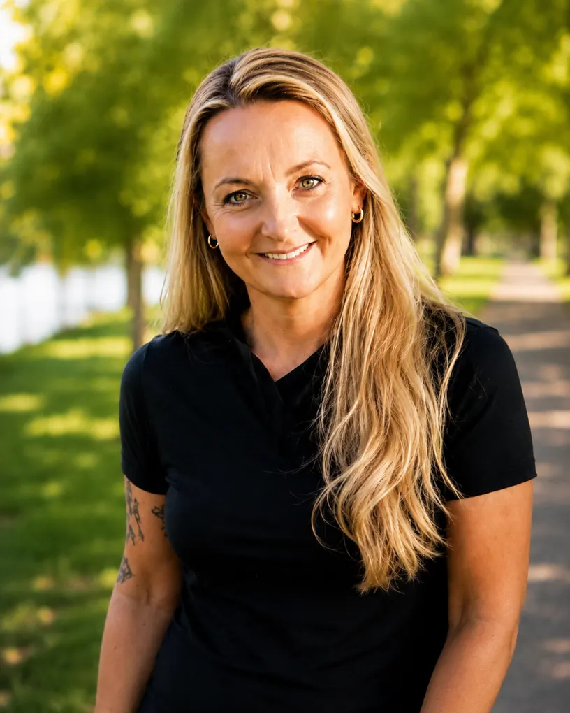 Porträt von Jeanine Schlögl